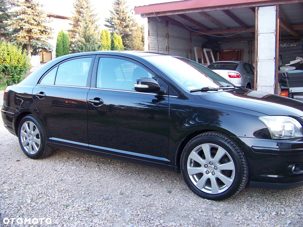 Toyota Avensis 2.0 D-4D - 9