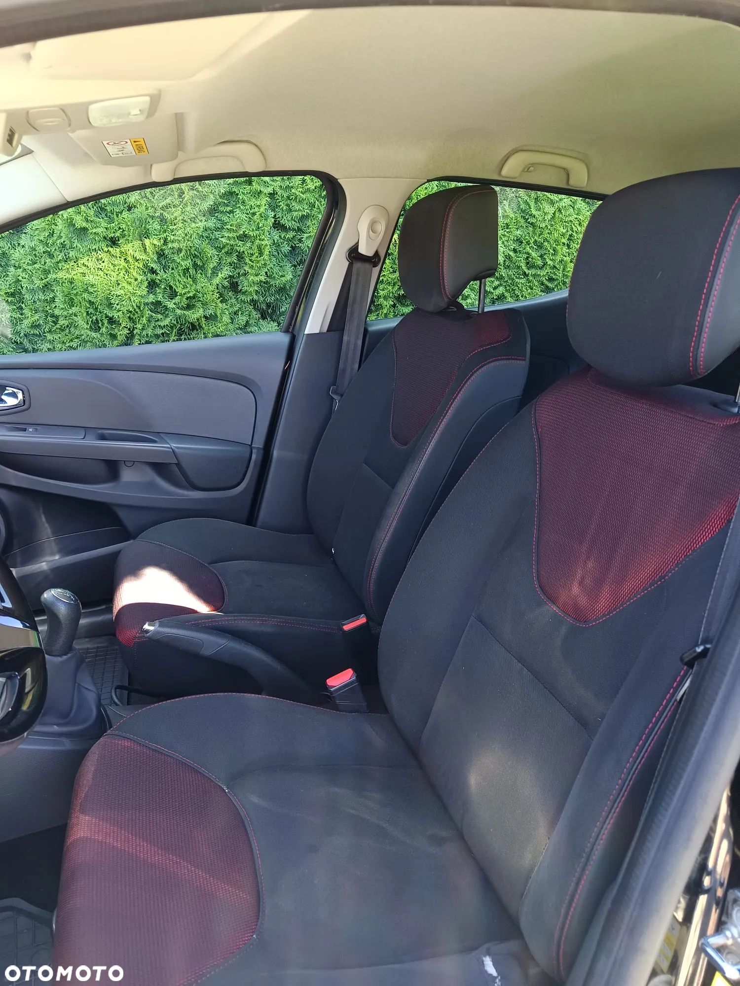 Renault Clio 1.2 16V Business - 23