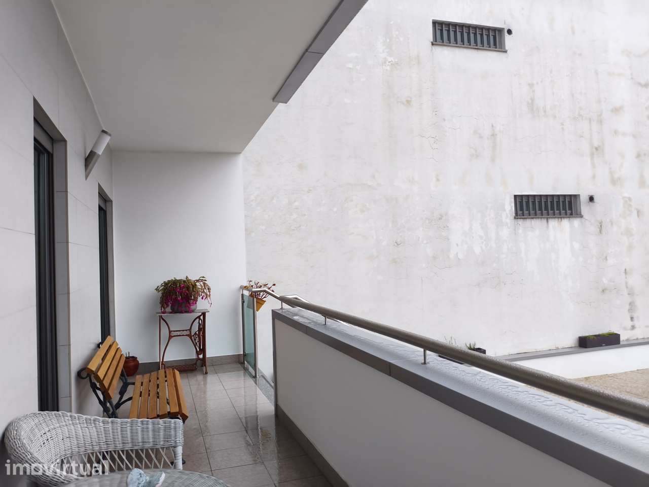 T2 com Terraço Aveiro, S. Bernardo - Grande imagem: 2/24