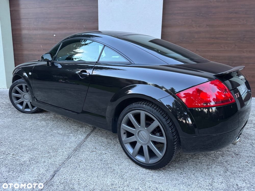 Audi TT Coupé 1.8T - 18