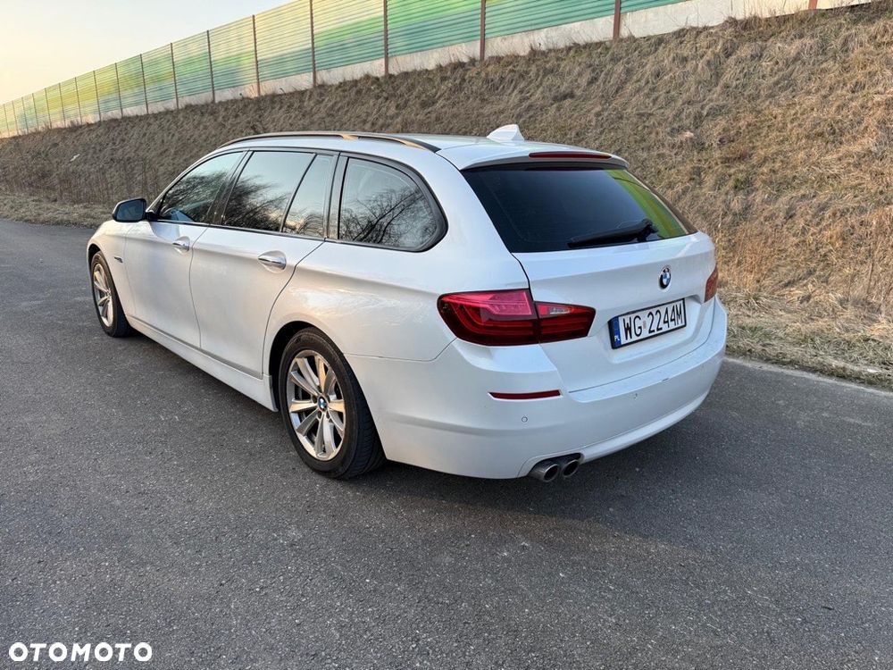 BMW 5 Series 2015 photo 5