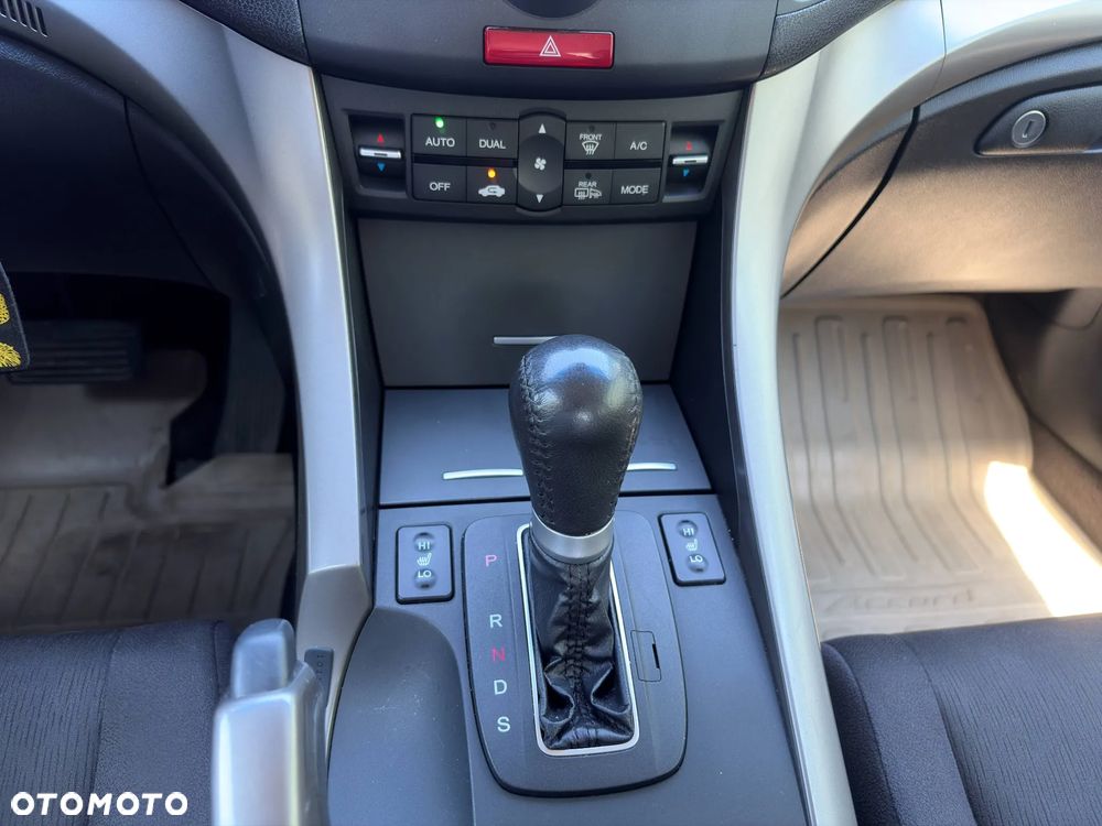 Honda Accord 2.0 Elegance - 36