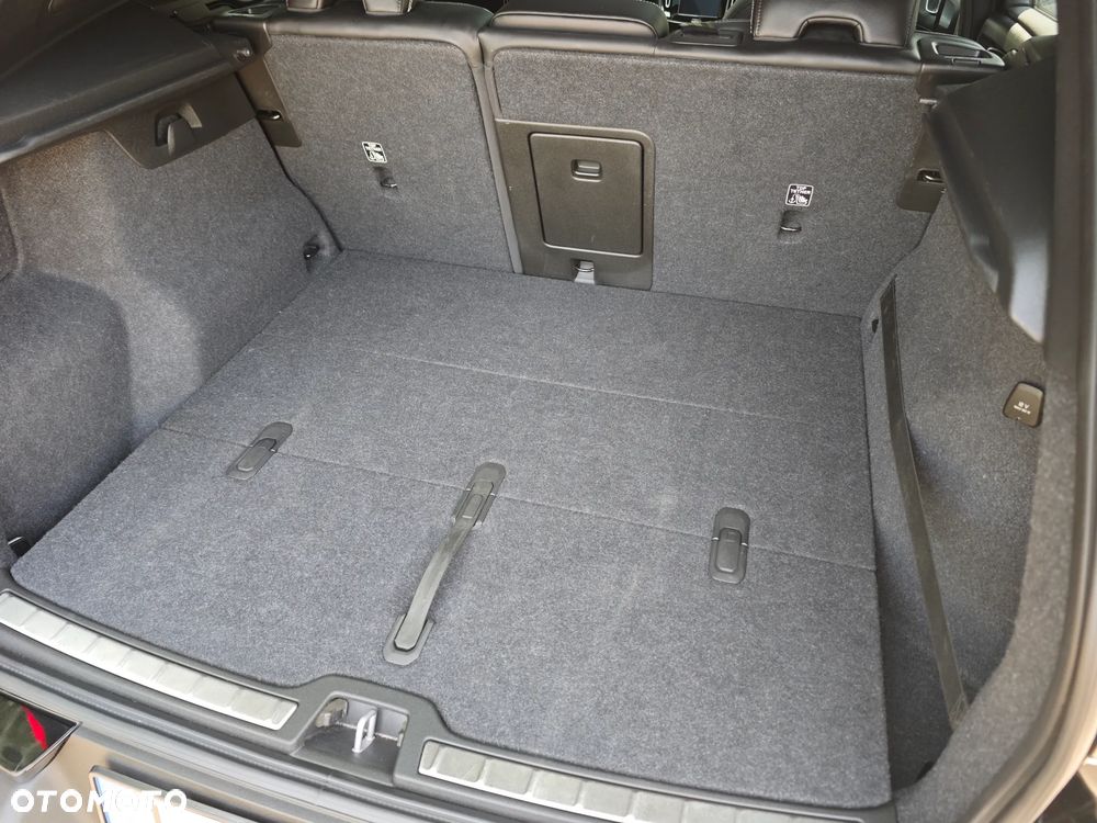 Volvo XC 40 T5 AWD Geartronic R-Design - 27