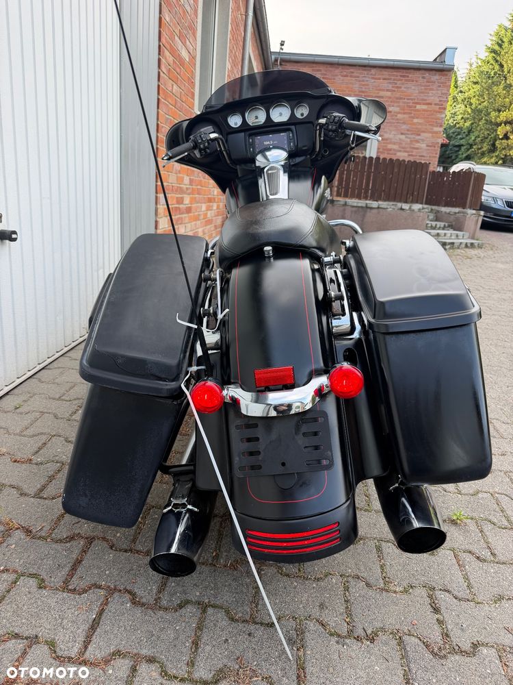 Harley-Davidson Touring Street Glide - 8