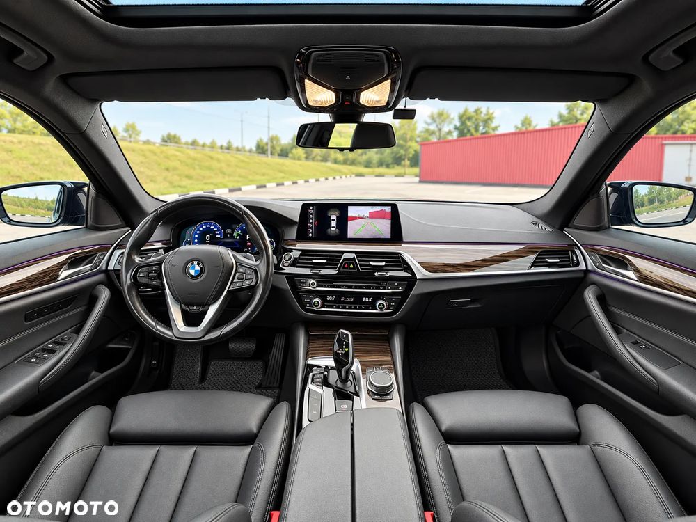BMW Seria 5 - 10