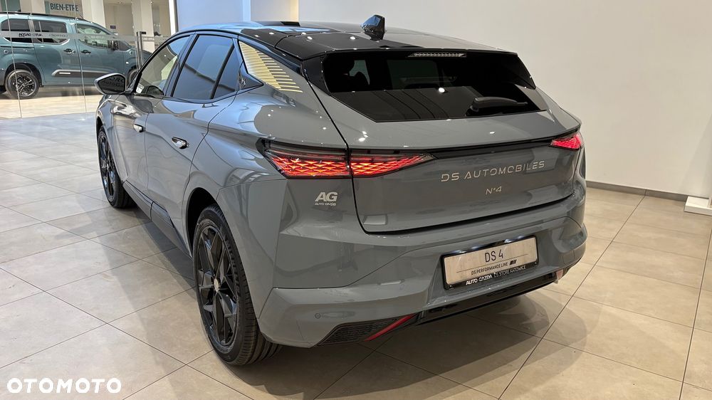 DS Automobiles N°4 1.2 mHEV Performance Line eDCS6 - 14
