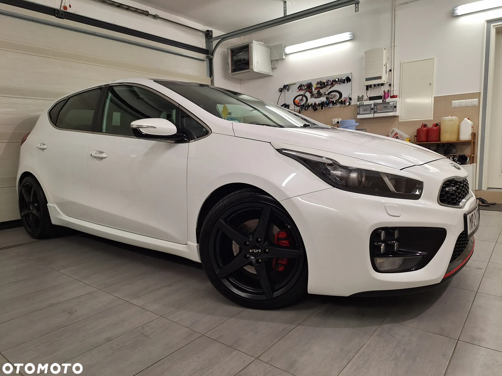 Kia Ceed 1.6 T-GDI GT - 2