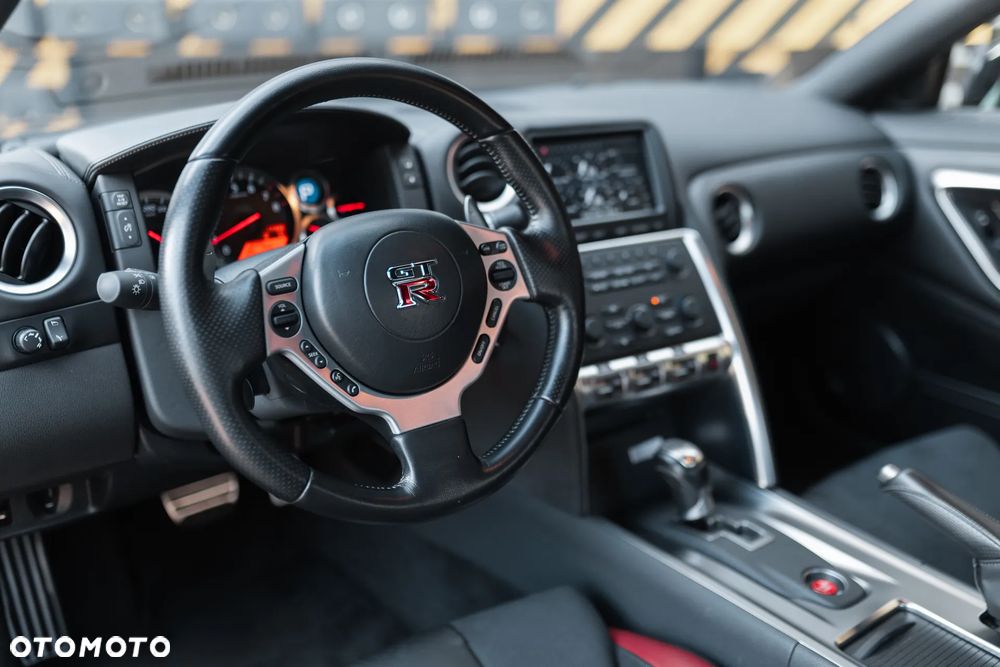 Nissan GT-R Black Edition - 23
