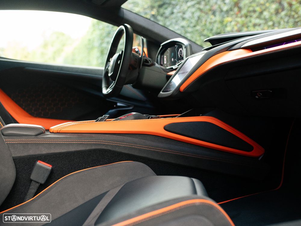 Lamborghini Revuelto Standard - 41