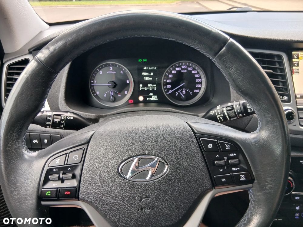 Hyundai Tucson 1.7 CRDI BlueDrive Style 2WD - 14