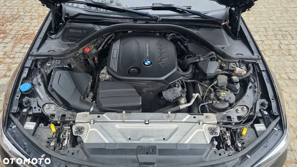 BMW Seria 3 318d Business Edition - 31