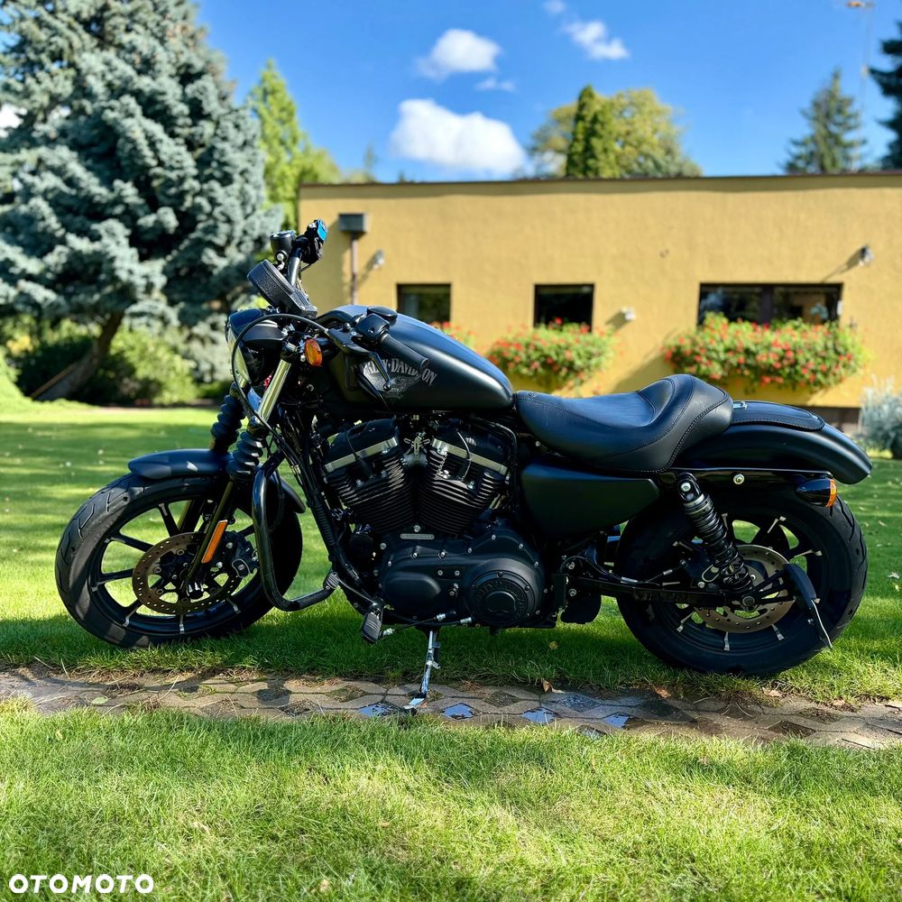 Harley-Davidson Sportster Iron 883 - 4