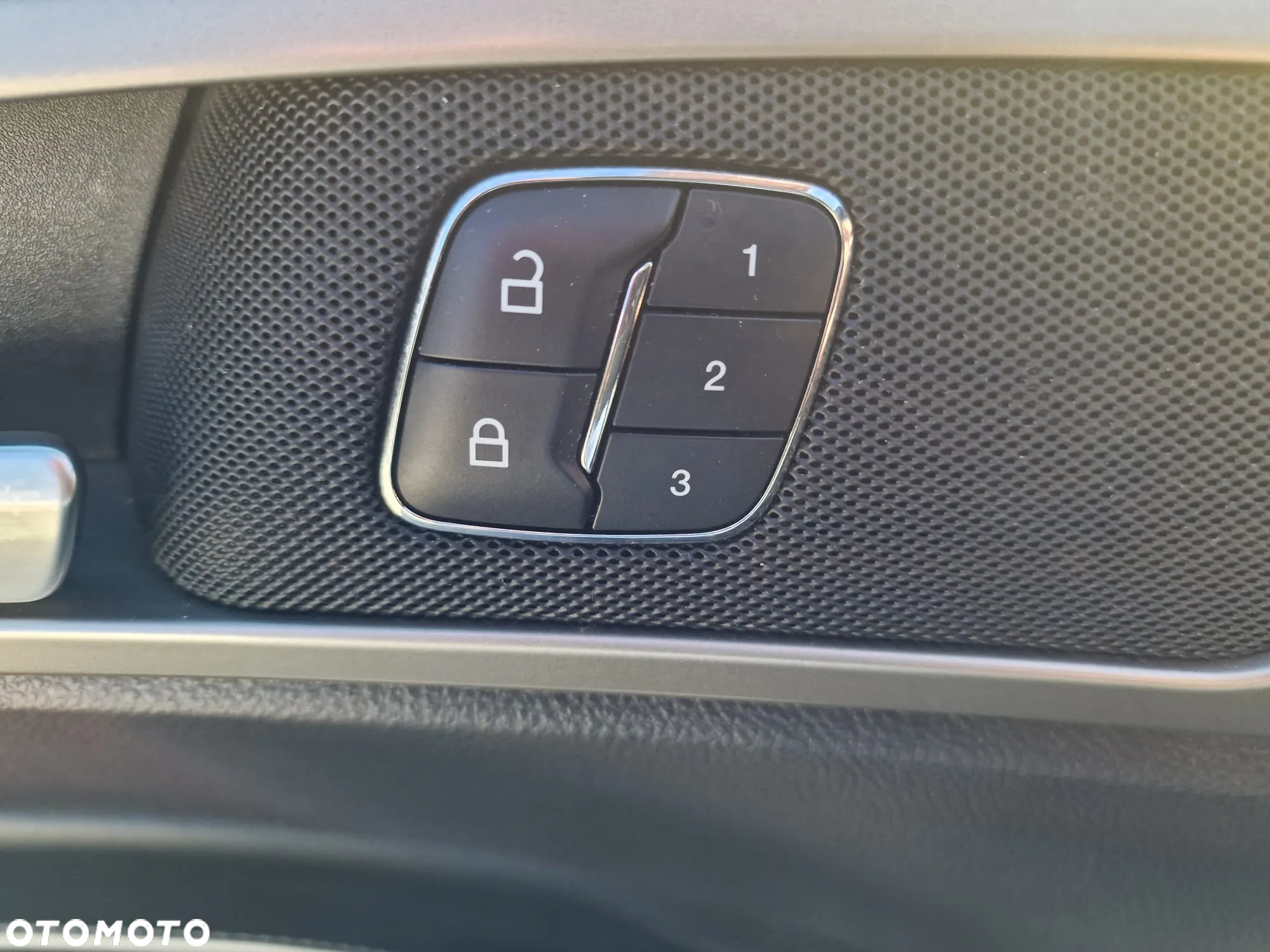 Ford Mondeo 2.0 TDCi Titanium PowerShift - 17