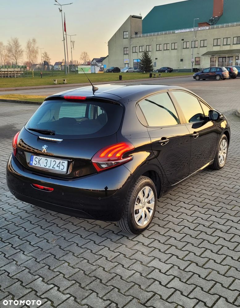 Peugeot 208 BlueHDi 100 Active - 4