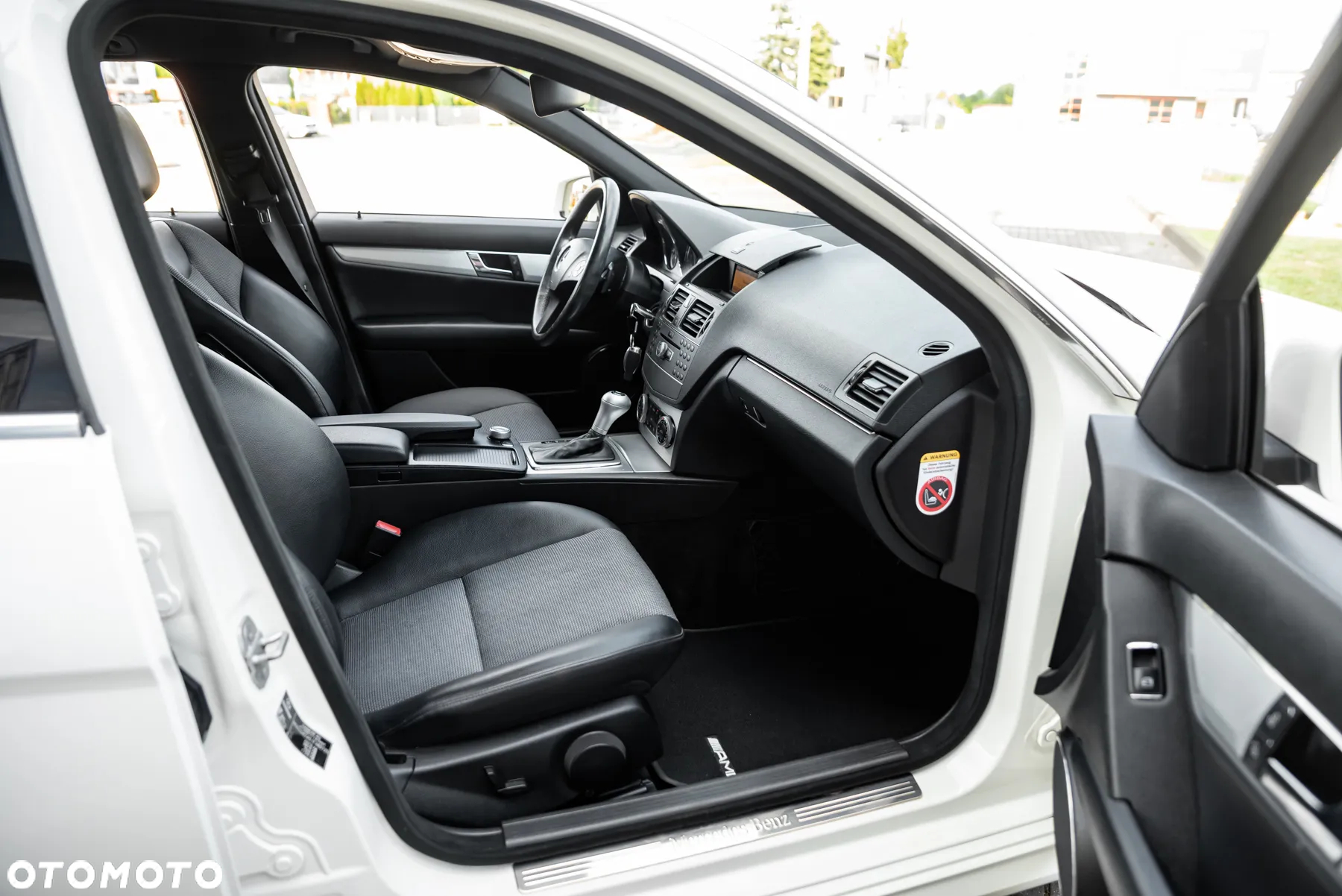 Mercedes-Benz Klasa C 180 T Kompressor Automatik Avantgarde - 18