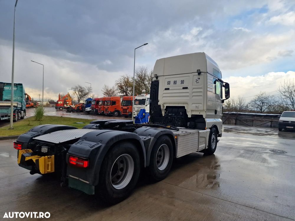 MAN TGX 33.640 6x4, 2019, 353.000km, cabina XXL, Automata+INTARDER 6 trepte, frigider, cuptor microunde, protectii sasiu, av 80% ok, posibilitate leasing 4 ani, PROMOTIE 49.900 EUR+Tva - 12