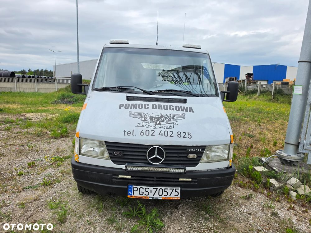 Mercedes-Benz Sprinter - 3