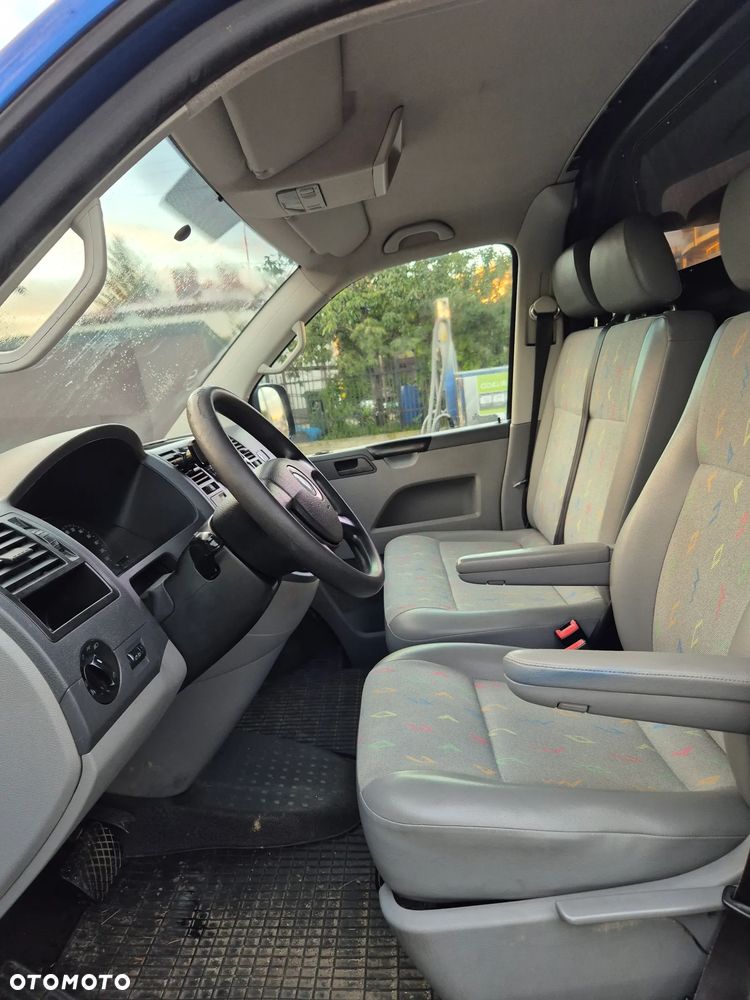 Volkswagen Transporter - 30