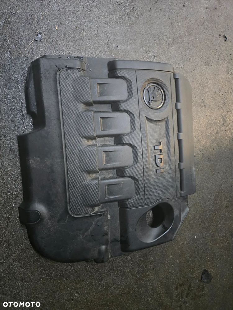 Osłona silnika vw 2.0 tdi 04L 103 925C - 1