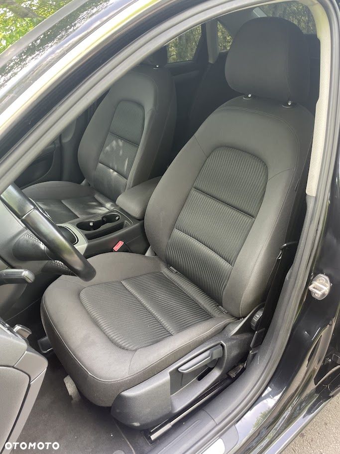 Audi A4 Limousine - 14