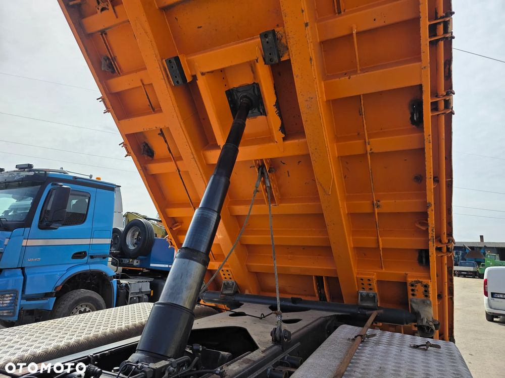 Mercedes-Benz Arocs 3345 6x6 Bordmatik na Sprężynie - 8