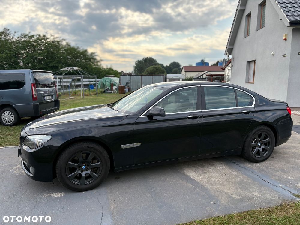BMW Seria 7 740d - 9
