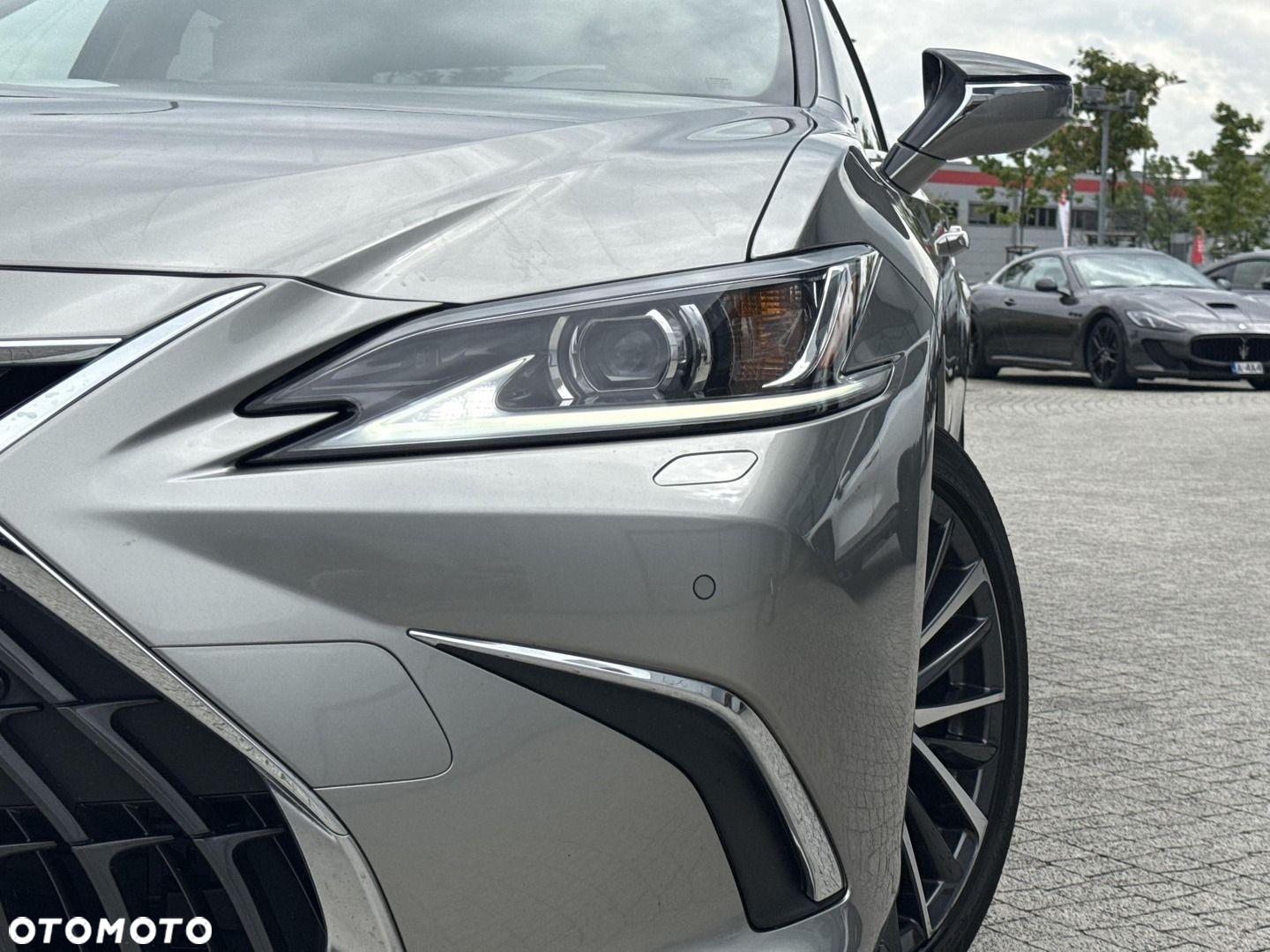 Lexus ES - 26