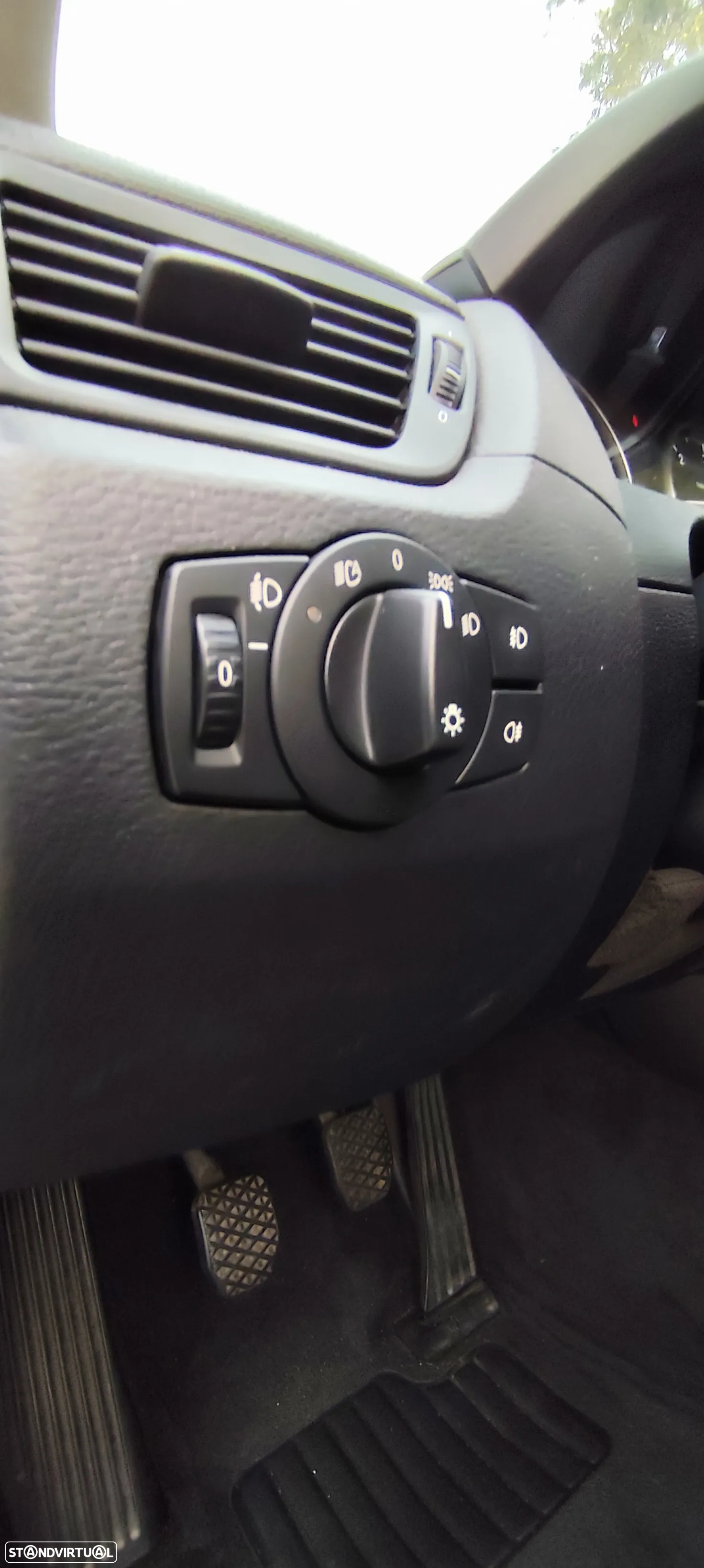 BMW X1 18 d sDrive - 17