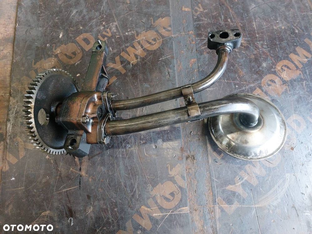 POMPA OLEJU MAN L2000 LE 6.9 D0836 - 1