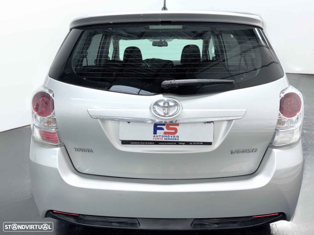 Toyota Verso 1.6 D-4D Comfort - 19