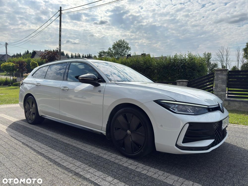 Volkswagen Passat - 35