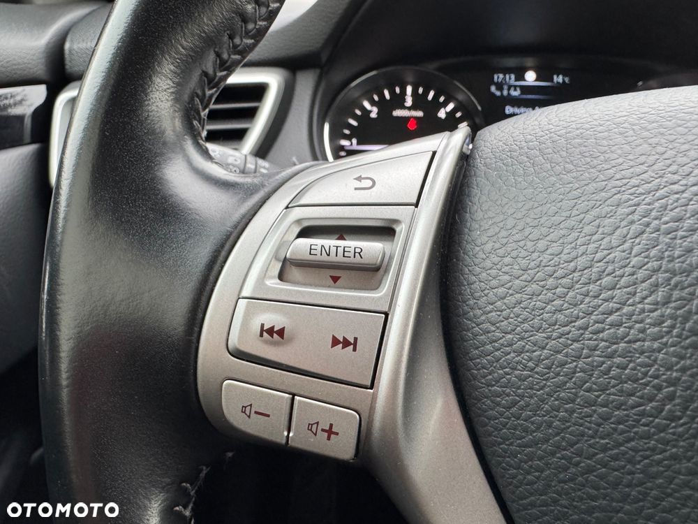 Nissan Qashqai 1.6 dCi TEKNA+ - 26