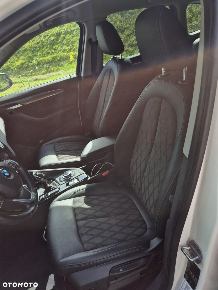 BMW X1 sDrive18d Advantage sport - 13