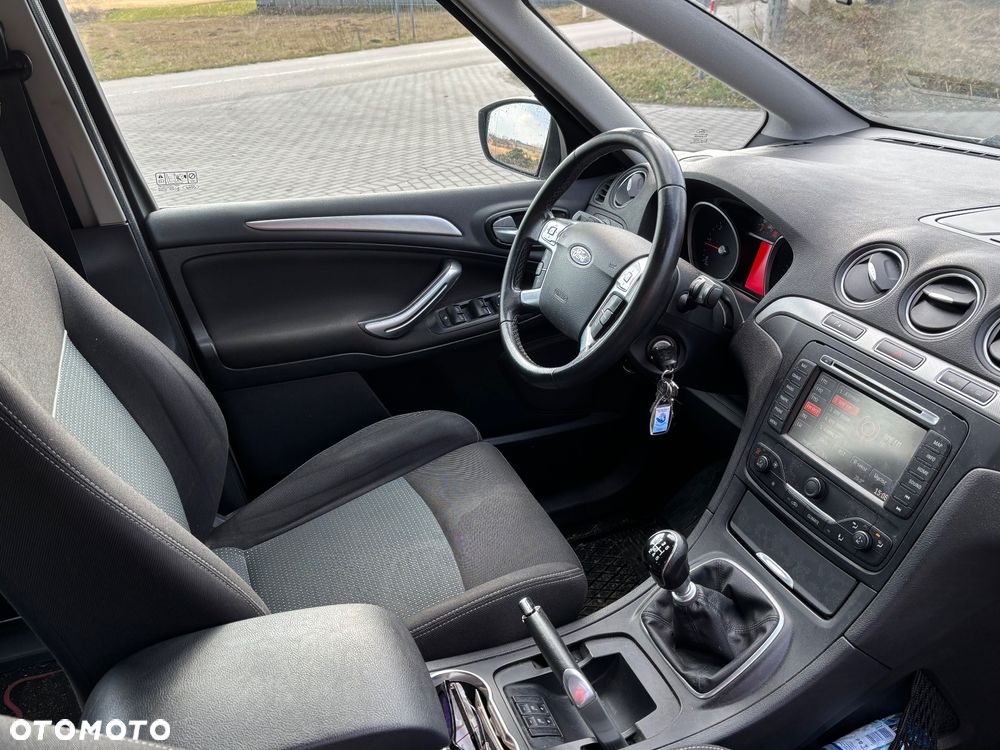 Ford S-Max 2.0 TDCi DPF Titanium - 6