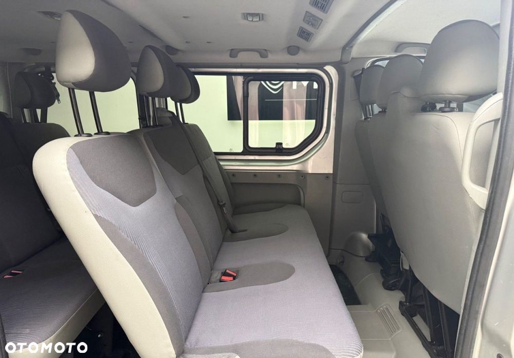Opel Vivaro - 23
