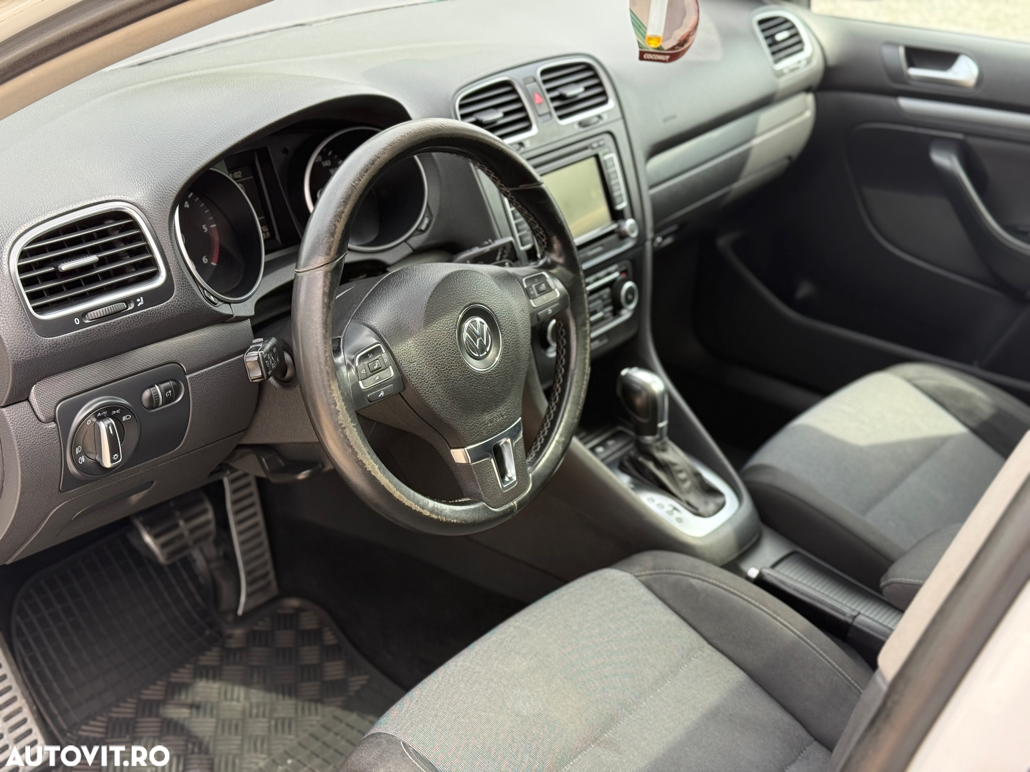 Volkswagen Golf 2.0 TDI Highline DSG - 5