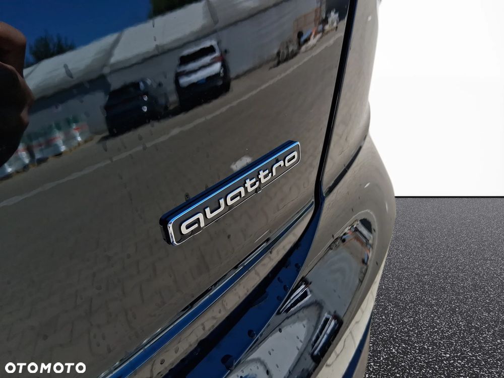 Audi Q8 55 TFSI mHEV Quattro Tiptronic - 36