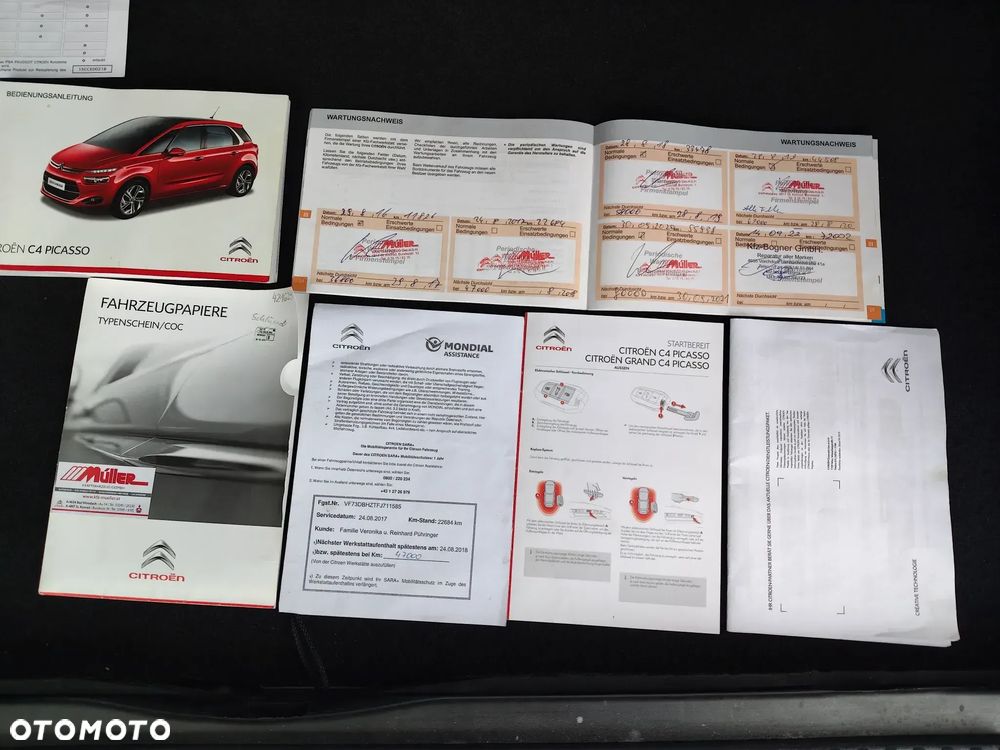 Citroën C4 Picasso BlueHDi 120 EAT6 Exclusive - 12