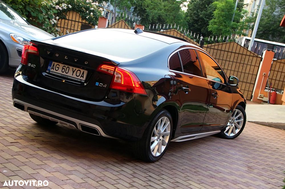 Volvo S60 D4 Geartronic RDesign - 4