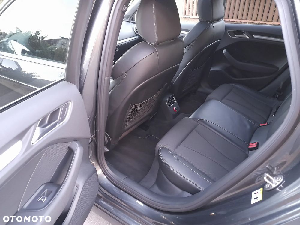 Audi A3 Sportback - 15
