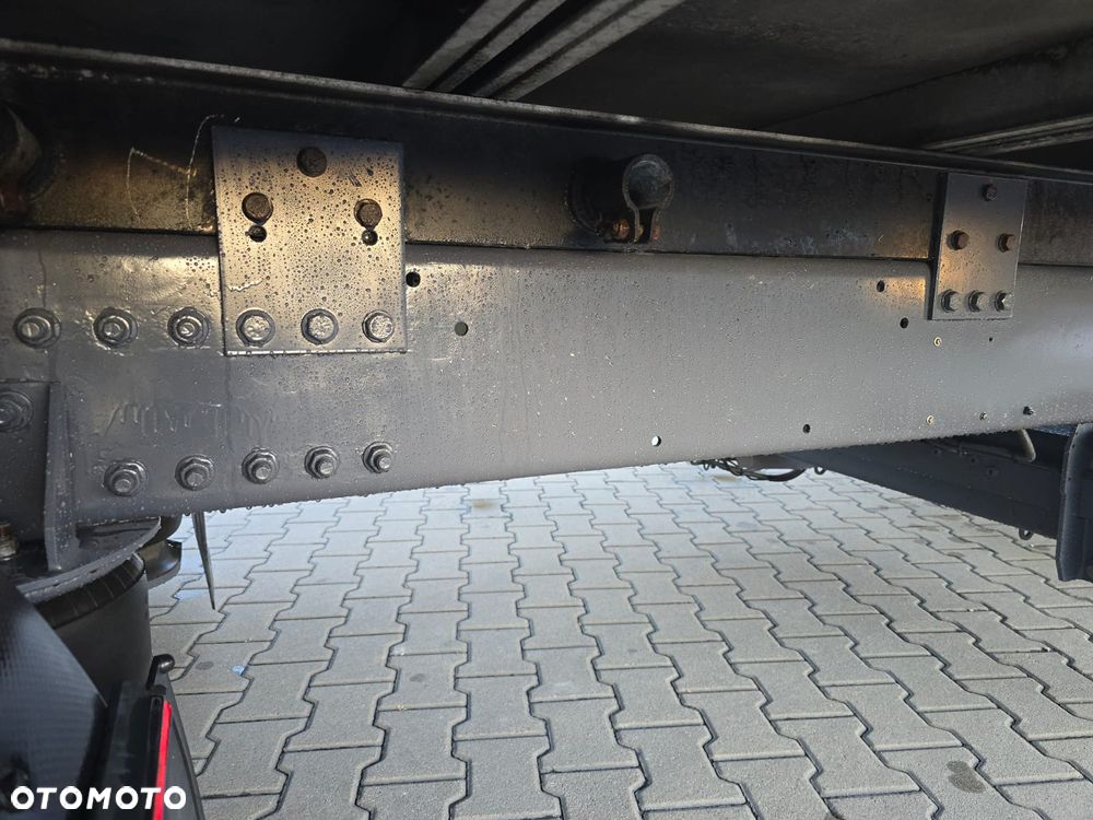 Renault D12 240 - 30