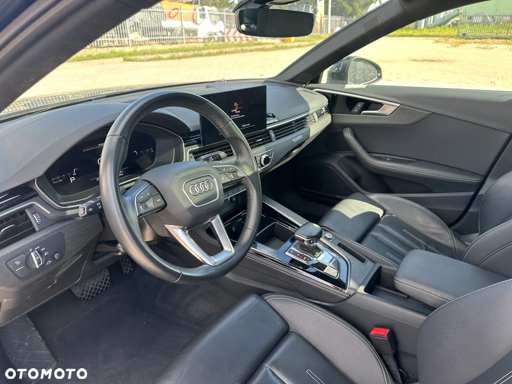 Audi A4 Limousine - 26
