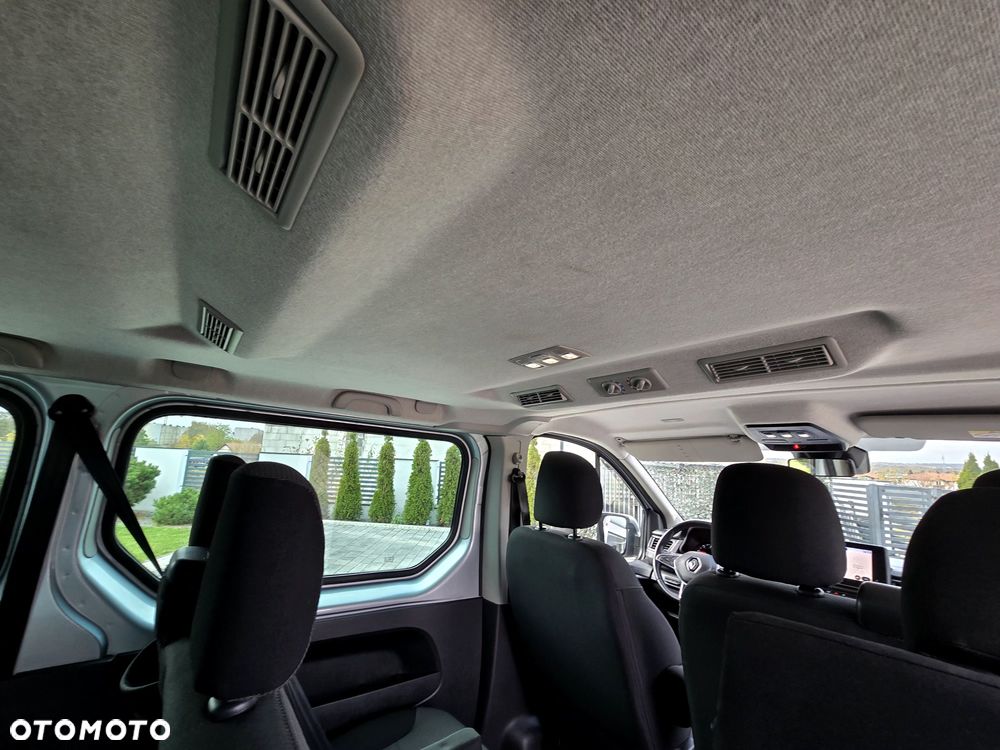 Renault Trafic - 25