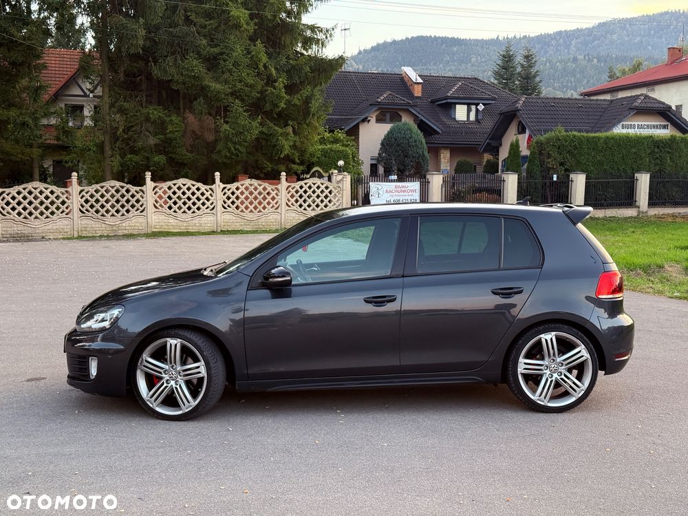 Volkswagen Golf 2.0 TDI GTD - 2