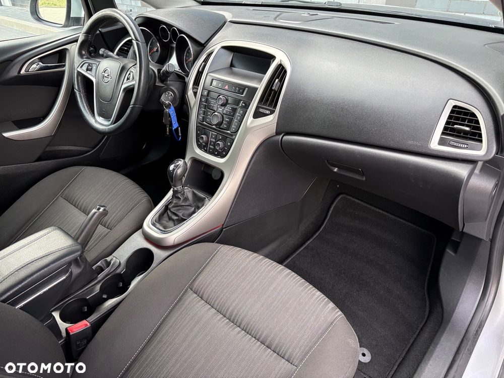 Opel Astra 1.7 CDTI Cosmo - 6