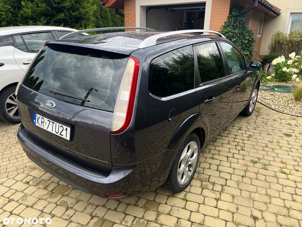 Ford Focus 1.6 Trend - 6