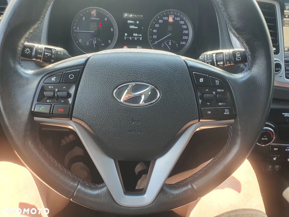 Hyundai Tucson blue 1.7 CRDi 2WD DCT Premium - 19