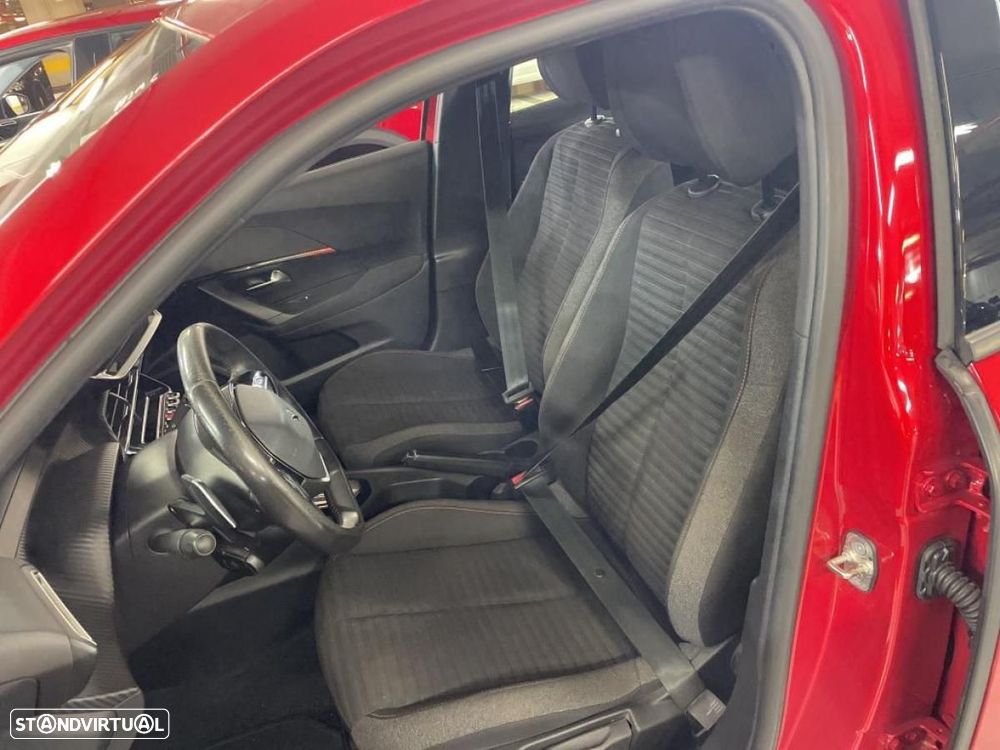 Peugeot 2008 1.5 BlueHDi Active Pack EAT8 - 6