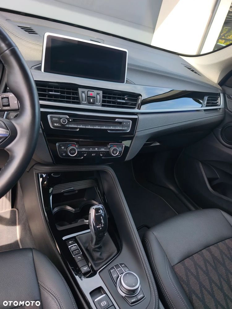 BMW X1 xDrive18d Business Edition sport - 27