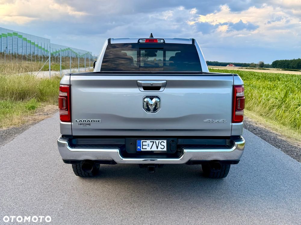 RAM 1500 5.7 Crew Cab Laramie - 8